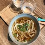 キミドリ - かけうどん 300円
