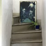 慈雨 - 階段途中の絵画（２０１８．４．２３）