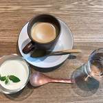 キミドリ - cセットのデザートと300円のコーヒー