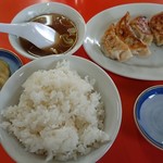 伸龍 - 餃子定食