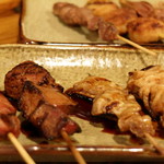 炭火やきとり あかしろ屋