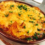 モツたっぷり！ソングラムのオニオングラタンスープ