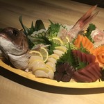 旬彩料理　ゆう杉 - お祝い等の席には、事前のご予約で舟盛りもご用意できます。