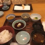 天ぷら 逢坂 - 最初の海老と御飯などのセットだけ写真に撮りました