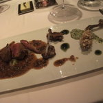 肉料理／ブレス産、仔鳩のコンポジション