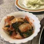 栄作 - 栄作キムチ^ ^私はお父さんキムチと呼ぶ！笑
      栄作はここのお父さんの名前だから^ ^