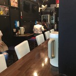 新福菜館 - 内観