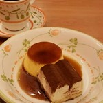 サイゼリヤ - プリンとティラミス盛合せ、特にプリンが旨し！