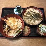 八天庵 - 天丼セット、900円です。