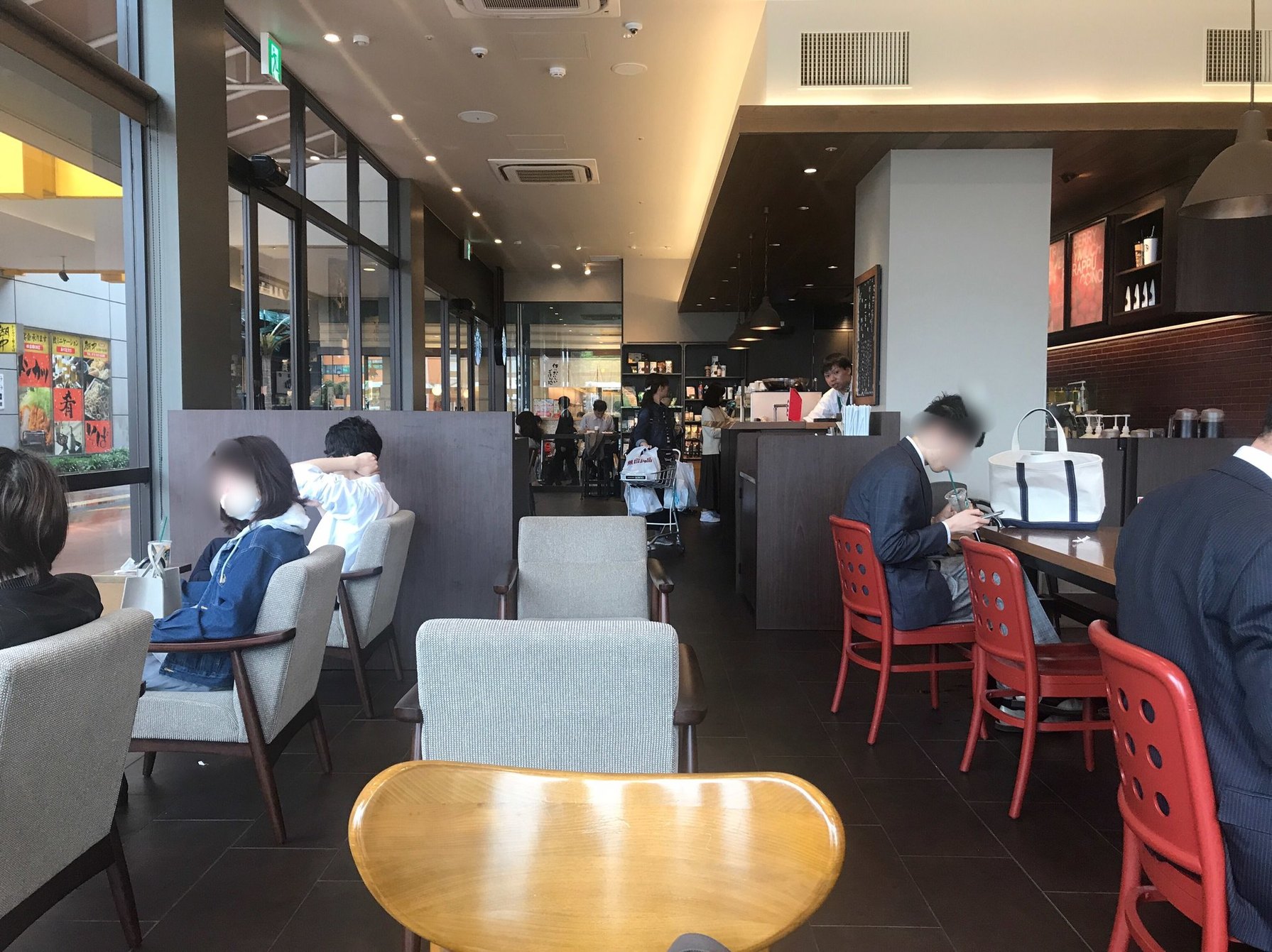 内観写真 スターバックスコーヒー 堺プラットプラット Starbucks Coffee 堺 カフェ 食べログ 内観写真 スターバックスコーヒー 堺プラットプラット Starbucks Coffee 堺 カフェ 食べログ