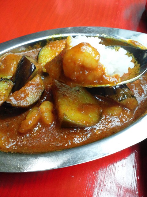 カフェ・ラティーノ - 米もカレーもかなり美味しい