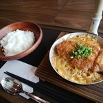 淡路島カレー&琉球卵とじ丼 - 