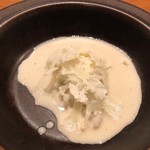 アノニム - 生のカリフラワー、里芋、ピルピルオイル