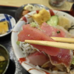 海鮮めし屋 磯人 - 磯人丼（本鮪）