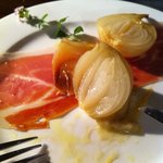 Bun - 新玉葱のまるごとオーブン焼き