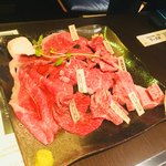 Nikue mon - 特選一頭盛り合わせ(6,480円)