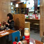 お食事の店萬福 - 店内をパシャ
平日の１１時１５分