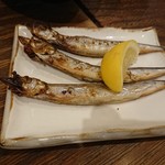 地魚酒場 魚八商店 - ししゃも焼き