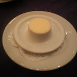 ロワゾブルー - 自家製バター　激美味しい！！