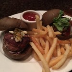 Hy's STEAKHOUSE - 