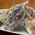 Grilled oysters (2-3 pieces)