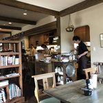 カフェ・ル・プティ・ニ・トロワ - 