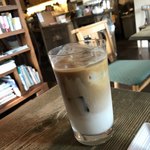 カフェ・ル・プティ・ニ・トロワ - 