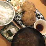 おもてなしふく井 - ミンチカツランチ。薄口醤油で頂きます。