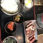 炭火焼肉　七輪房 - セット内容 牛ハラミランチ