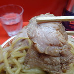 麺でる - 脂身は最高！