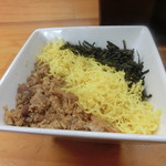 東筑軒 - かしわめし丼