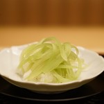 緒方 - 蕗（ふき）のお寿司