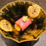 おにく 花柳 - 和牛クラシタの軽い炙り 北海道産 生雲丹巻き 天山葵