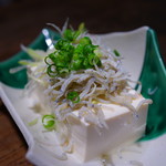 オレンジ食堂 - 葉山シラスの冷奴