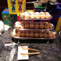 ロビーラウンジ 「マーブルラウンジ」 ヒルトン東京 - シュークリーム