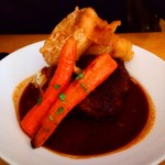 101 Talbot - Slow Braised Beef, Horseradish & Mustard Mash, Beer Battered Onion Rings, Honey Roasted Carrots