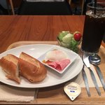 有楽町カフェ＆ダイニング バイ　ロイヤル - 