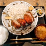 富金豚 - 