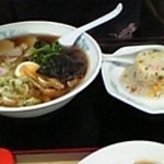 あずま食堂 - ワンタン麺と半チャーハン