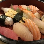 Sushi Koubou Sushi Kichi - 寿司12貫＠900円