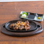 きはちらくはち - 地頭鶏のゴロゴロ炭火焼