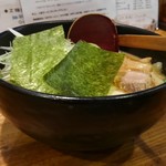 会津ラーメン 和 - 大辛は激辛よりスープの色も茶系
