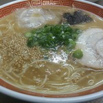 宝来軒 - ・ラーメン 550円