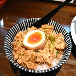 らーめん 鶏喰 - オンザ味玉