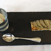 ラ・ブランシュ - 玉葱のアイスと玉葱のタルト