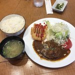 バードランド 3 - 自家製デミグラスハンバーグ定食♪