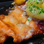 ビストロ アオキ - 豚肉の火の通し方が絶妙