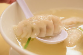 Kagurazaka Hanten - スープ餃子（塩味）@税込550円