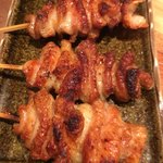 炭火焼鳥 きち蔵 - 阿波尾鶏 皮