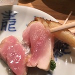 炭火焼鳥 きち蔵 - 阿波尾鶏 ももたたき 